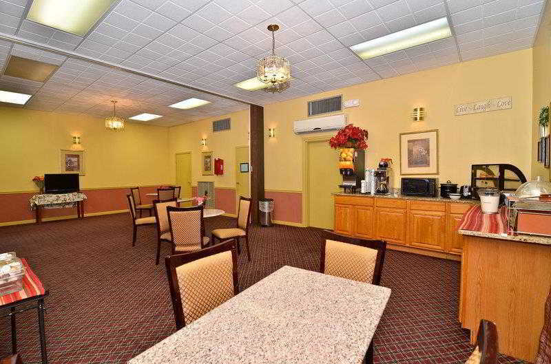 Econo Lodge Inn & Suites Fort Oglethorpe Eksteriør billede