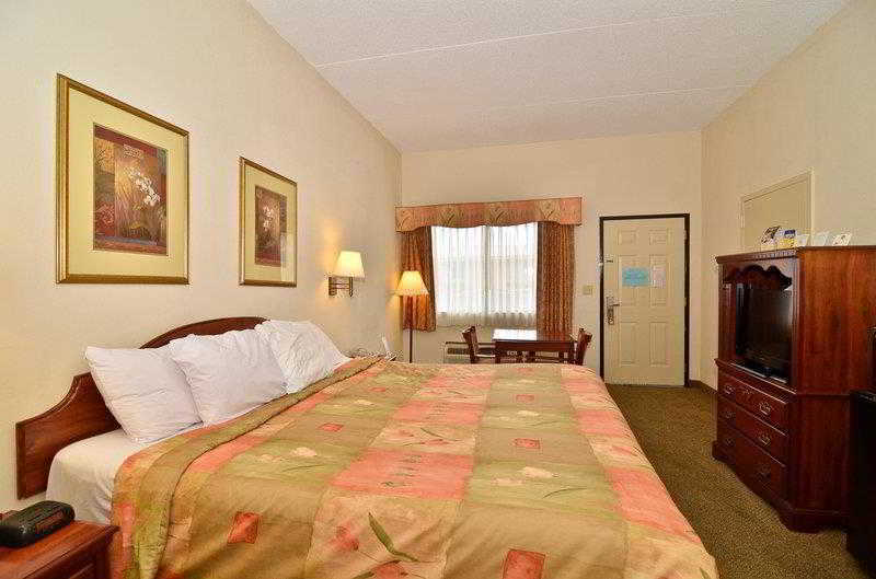 Econo Lodge Inn & Suites Fort Oglethorpe Eksteriør billede