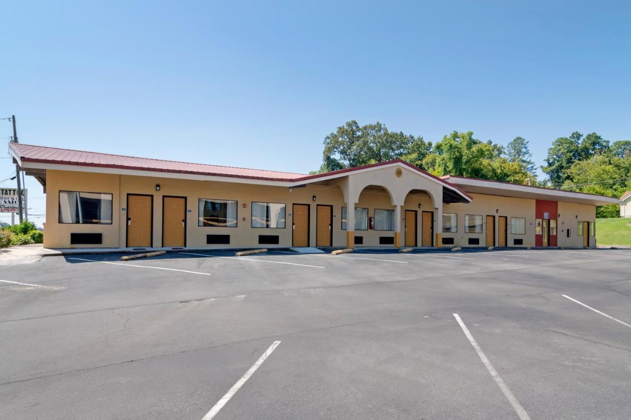 Econo Lodge Inn & Suites Fort Oglethorpe Eksteriør billede